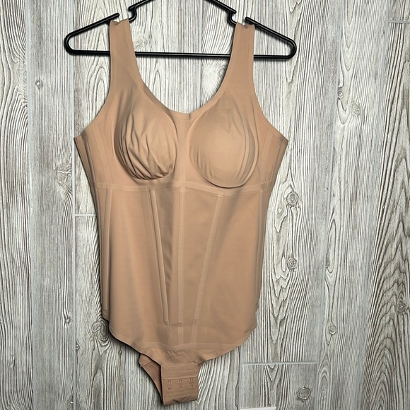 Honeylove Other - HONEYLOVE BOLDNESS BODYSUIT SAND CORSETED SHAPEWEAR SIZE XL